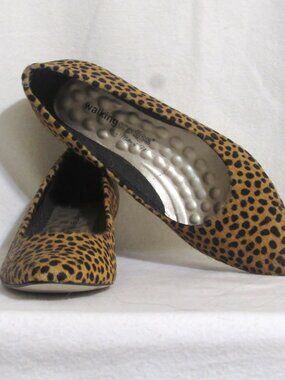 NEW Ladies WALKING CRADLES Cheetah Patterned Heels Shoes 9 N Orig $159!
